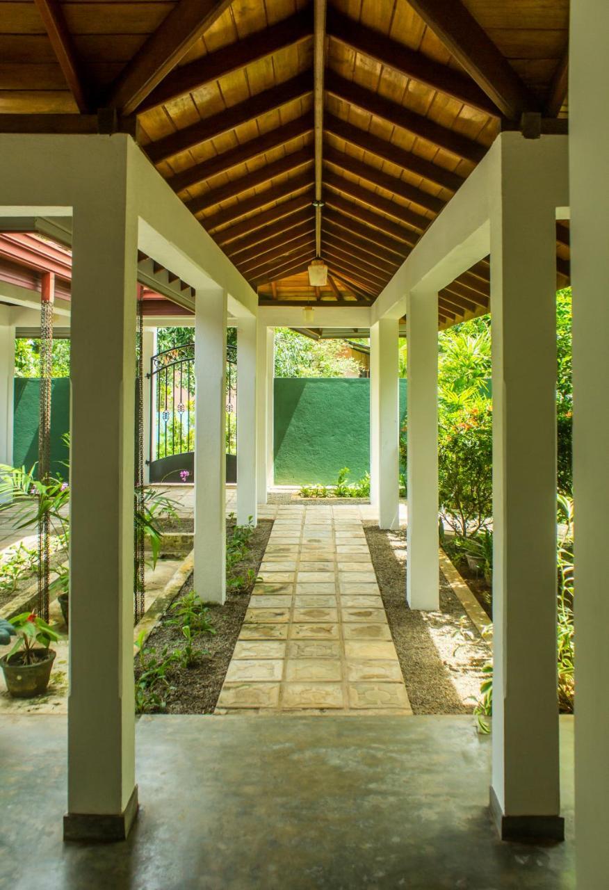 Sakura Villa Bentota Exterior photo